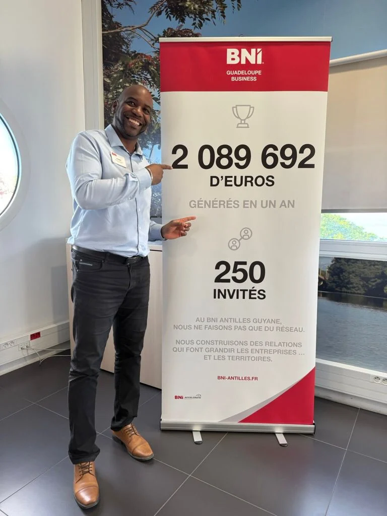 Kakemono 2 millions Guadeloupe Business BNI Antilles Guyane